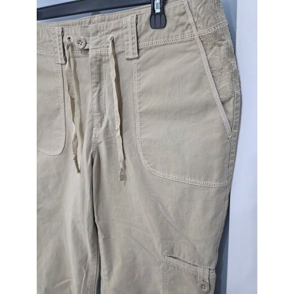 Eddie Bauer Size 12 Tan Khaki Capri Cargo Pants Wide Leg Utility Hiking - Picture 9 of 16